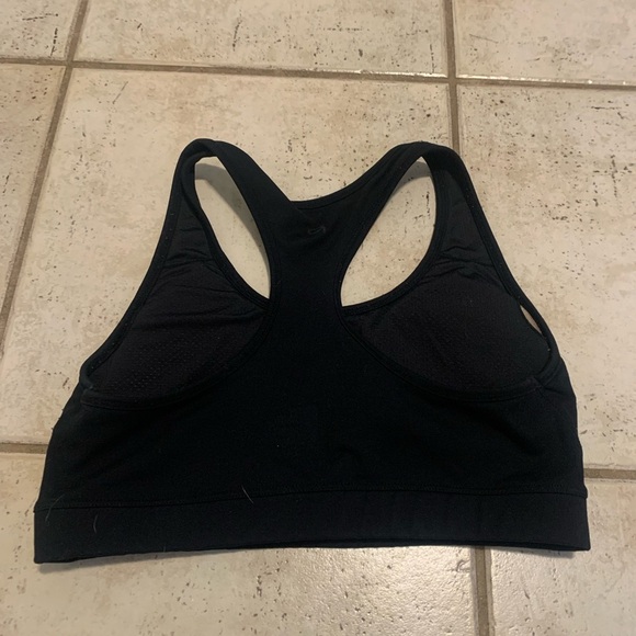 GapFit Black Racerback Sports Bra - Size M - Picture 2 of 6